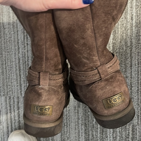 UGG -Chocolate Brown with buckle accent - Picture 3 of 5